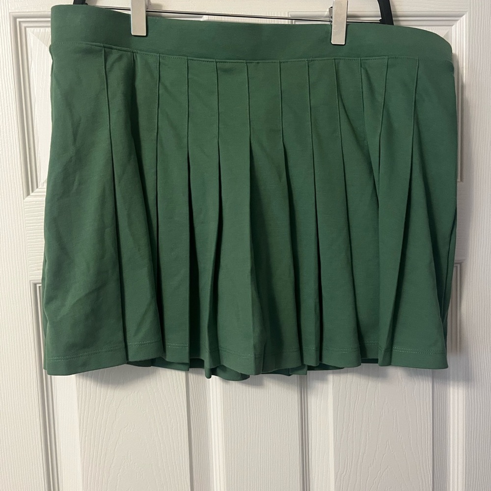 Victoria's Secret/ Pink Green Pleated Active Tennis Mini Skort Size XXL - Picture 2 of 6